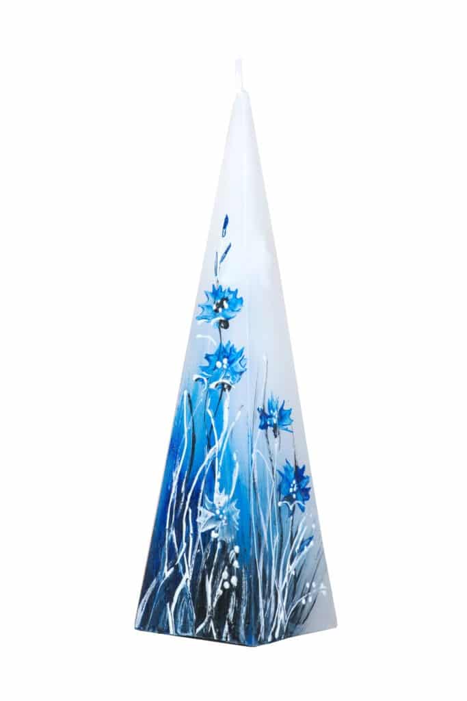 Handpainted pyramide candle with national themes