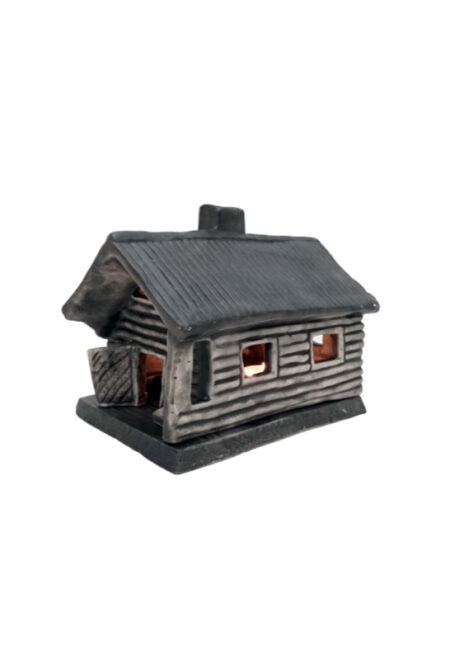 Ceramic candle cottage with mosquito repellent tealights