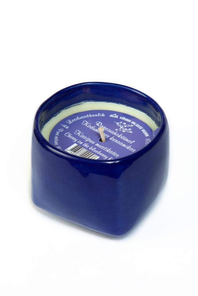 Rapeseed wax candles in ceramic  choice of fragrances