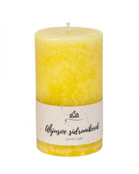 Scented candle Lemon cake  A little piece of biscuit and lemon cream - light this candle and your family will think you are baking.