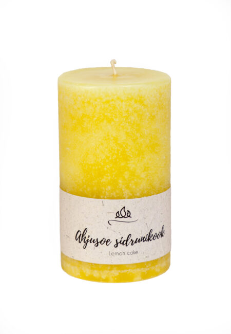 Scented candle Lemon cake  A little piece of biscuit and lemon cream - light this candle and your family will think you are baking.