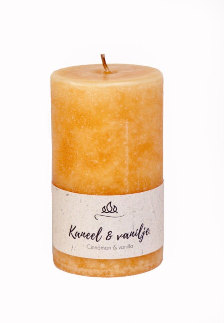 Scented candle Cinnamon & vanilla  A romantic aroma blend of stimulating spicy cinnamon and sweet vanilla.