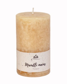 Scnted candle Marzipan  Sweet almond and sugar - a delicious aroma of a medieval delicacy.