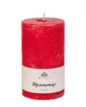 Scented candle Sweet kiss  A mixture of strawberry and rhubarb. A favourite for young and old.