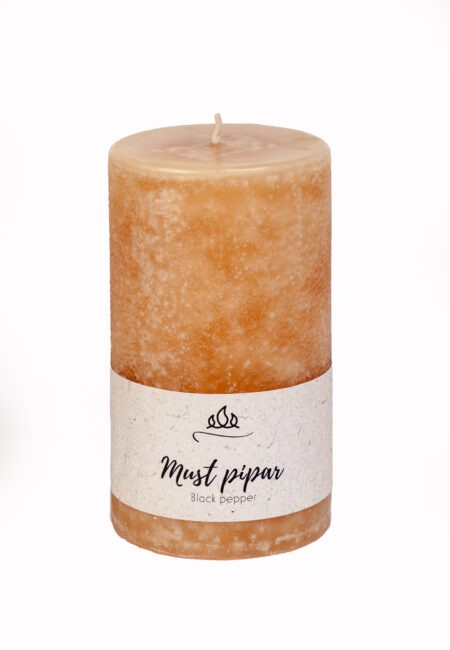 Scented candle Black pepper  You can smell the spice of black pepper in the air. A spice more than 2,000 years old, that is believed to have an air-purifying and respiratory-relieving effect.