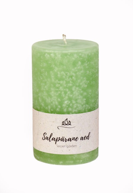 Scented candle Secret garden  Refreshing breeze of aromatic plants, wild flowers - peace and well-being guaranteed.