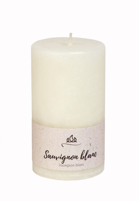 Scented candle Sauvignon Blanc  The queen of wines, reminds the aroma of domestic sweet rose.  Coured through scented candle . White.