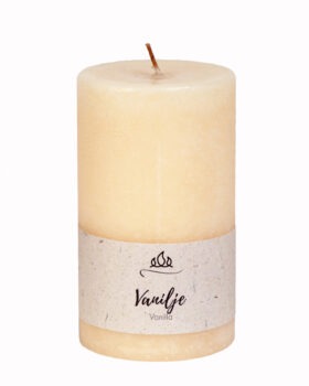 Scented candle Vanilla  Sensual, sweet and delicate. Soothing and relaxing romantic aroma.
