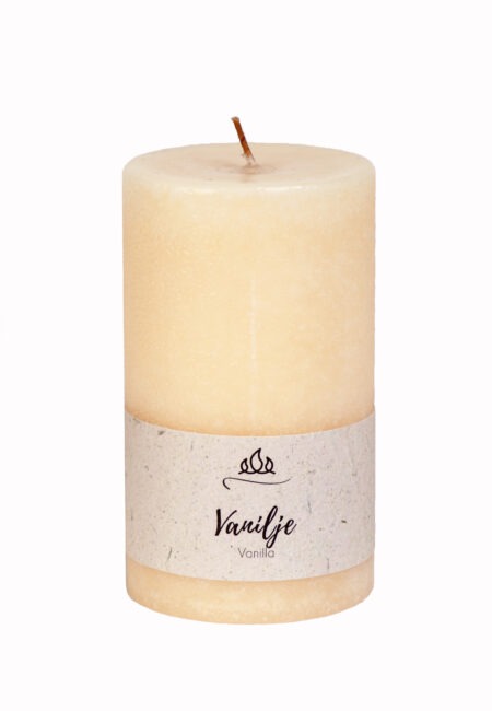 Scented candle Vanilla  Sensual, sweet and delicate. Soothing and relaxing romantic aroma.