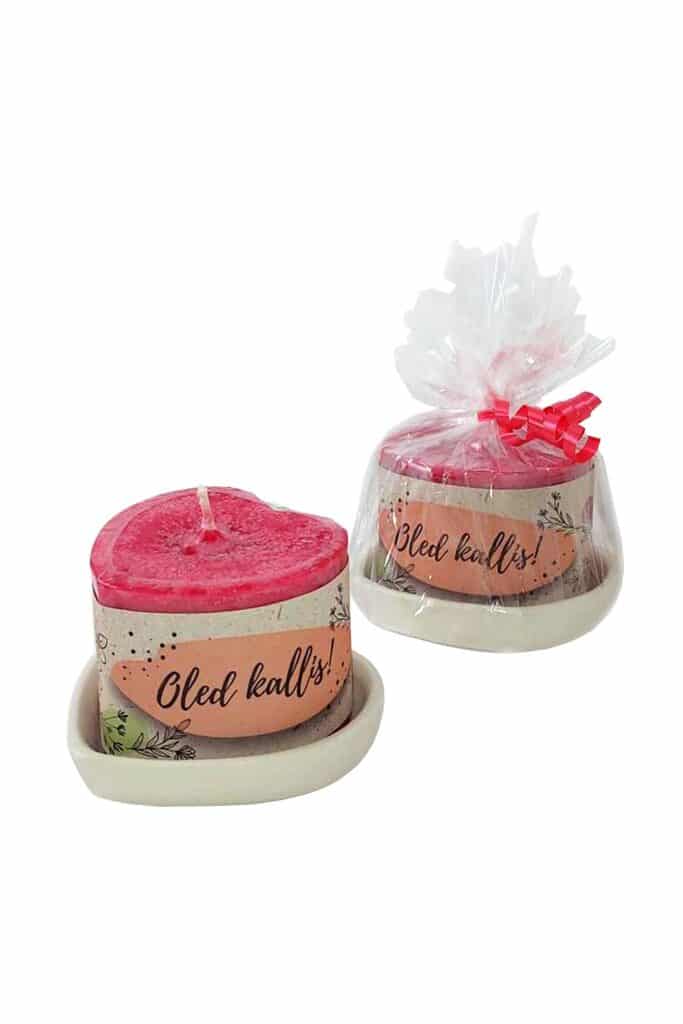 Ceramic heart candle holder and heart-shaped scented candle with a pleasant strawberry aroma