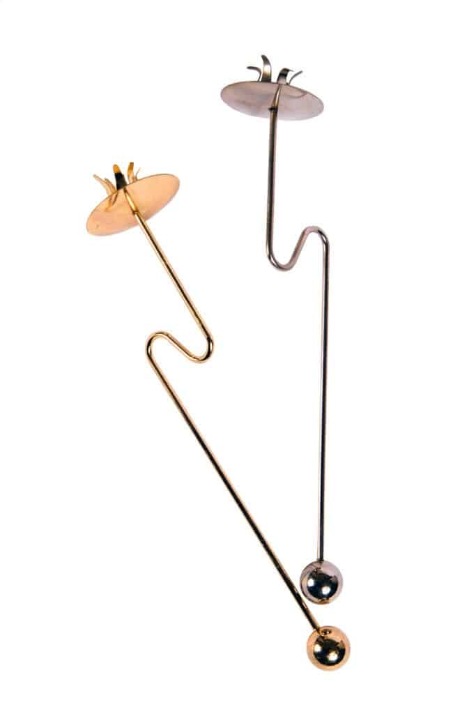 Pendliga kuuseküünla hoidja